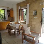 Spanos House 公寓 Goudhi