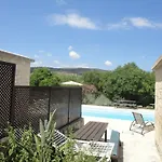 Spanos House 公寓 *