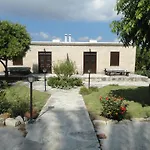 Spanos House 公寓