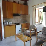 公寓 Spanos House Goudhi