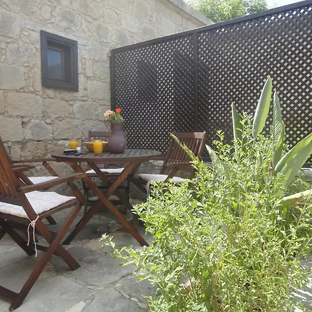 Apartament Spanos House *