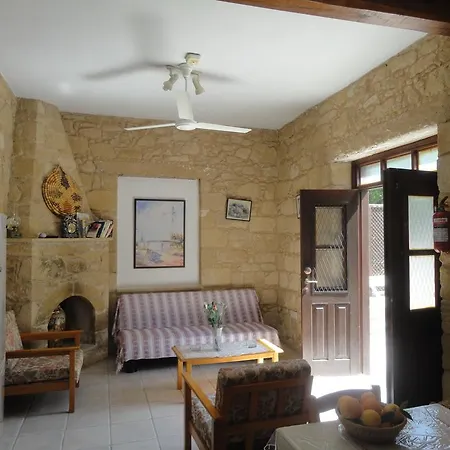 Spanos House * Goudhi