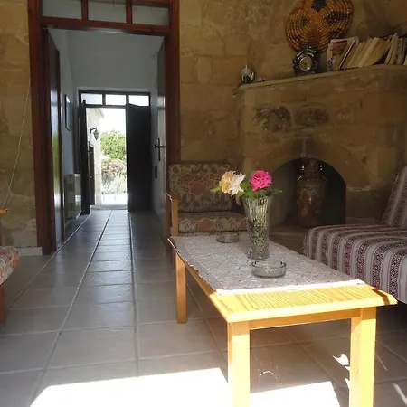 Spanos House Apartament *