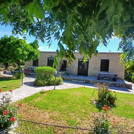 Spanos House Daire Goudhi
