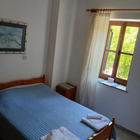 Spanos House Daire