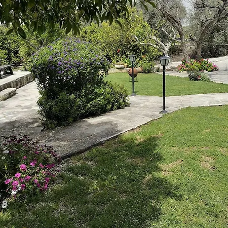 דירה Spanos House *