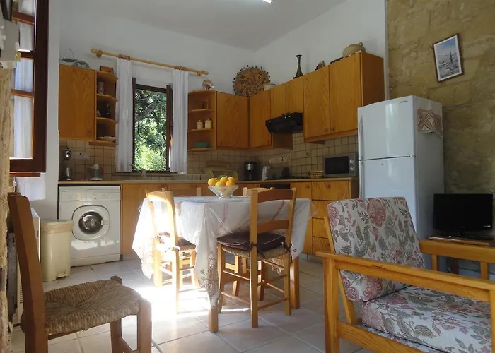 Spanos House Апартаменты *