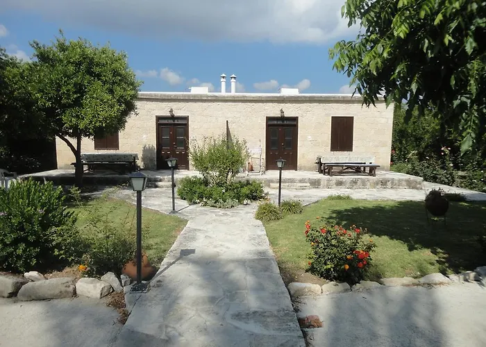 Spanos House Апартаменты